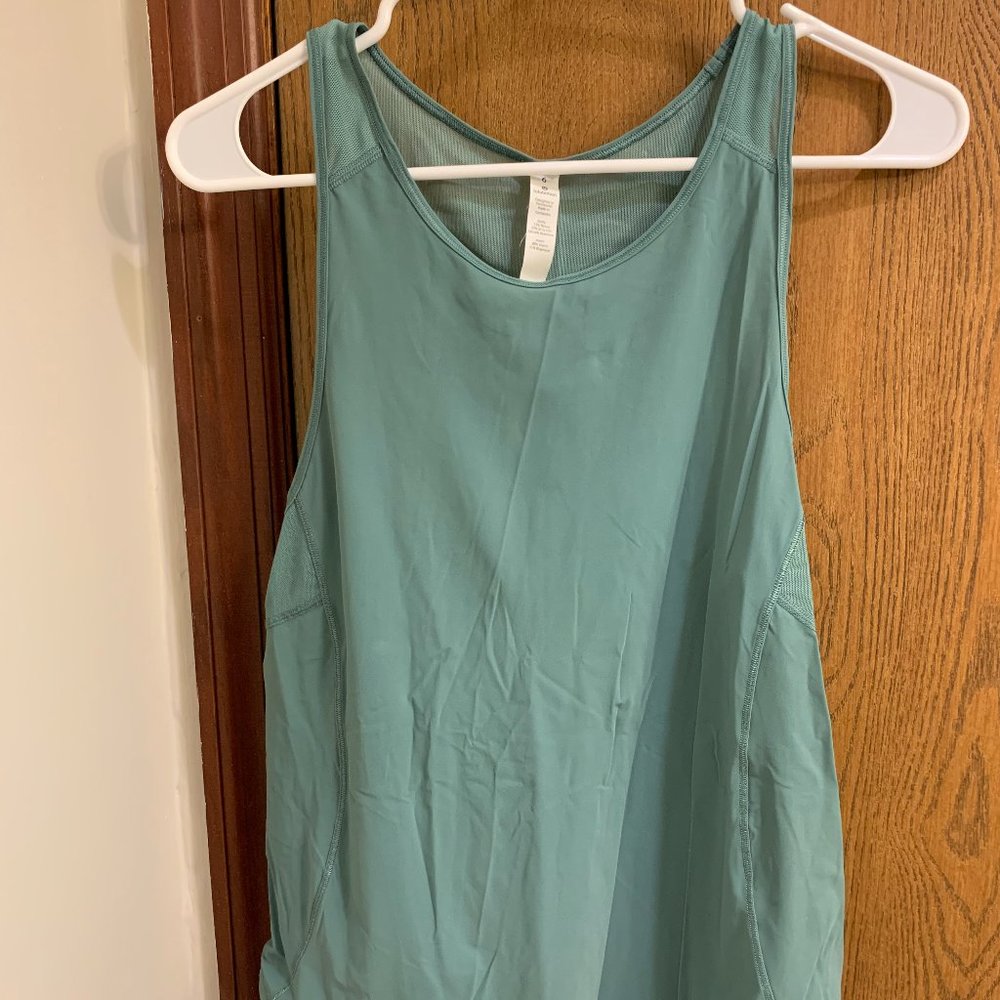 Lululemon Tank